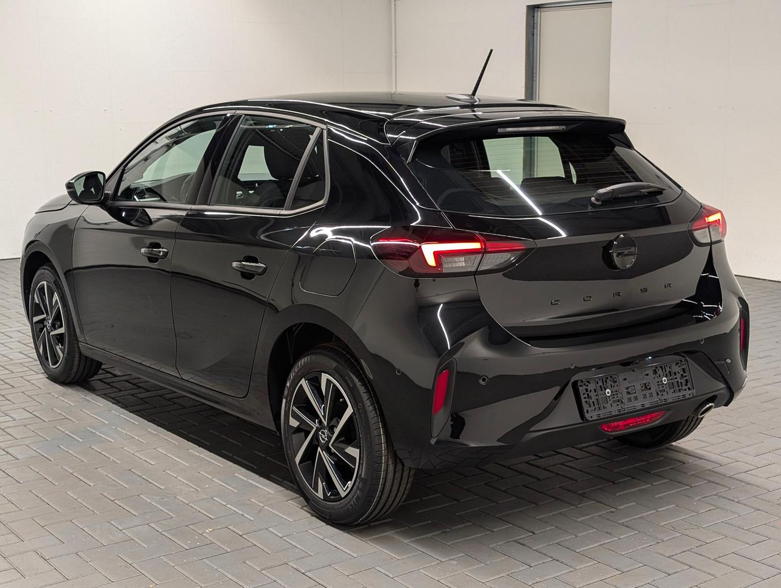 Opel Corsa GS Hybrid LED/SHZ/Kam/App-Link/Tempomat imagem 3