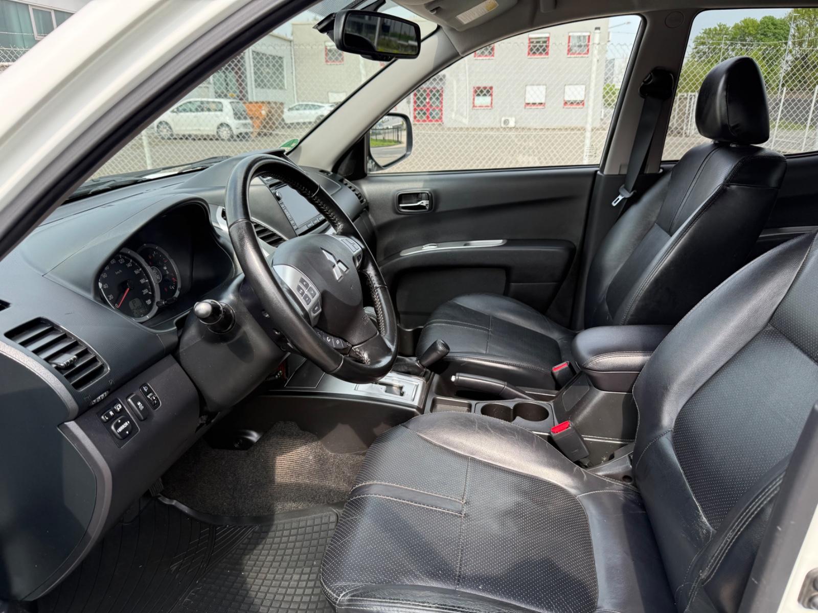 Mitsubishi L200 Diamant Edition Doppelkabine 4WD