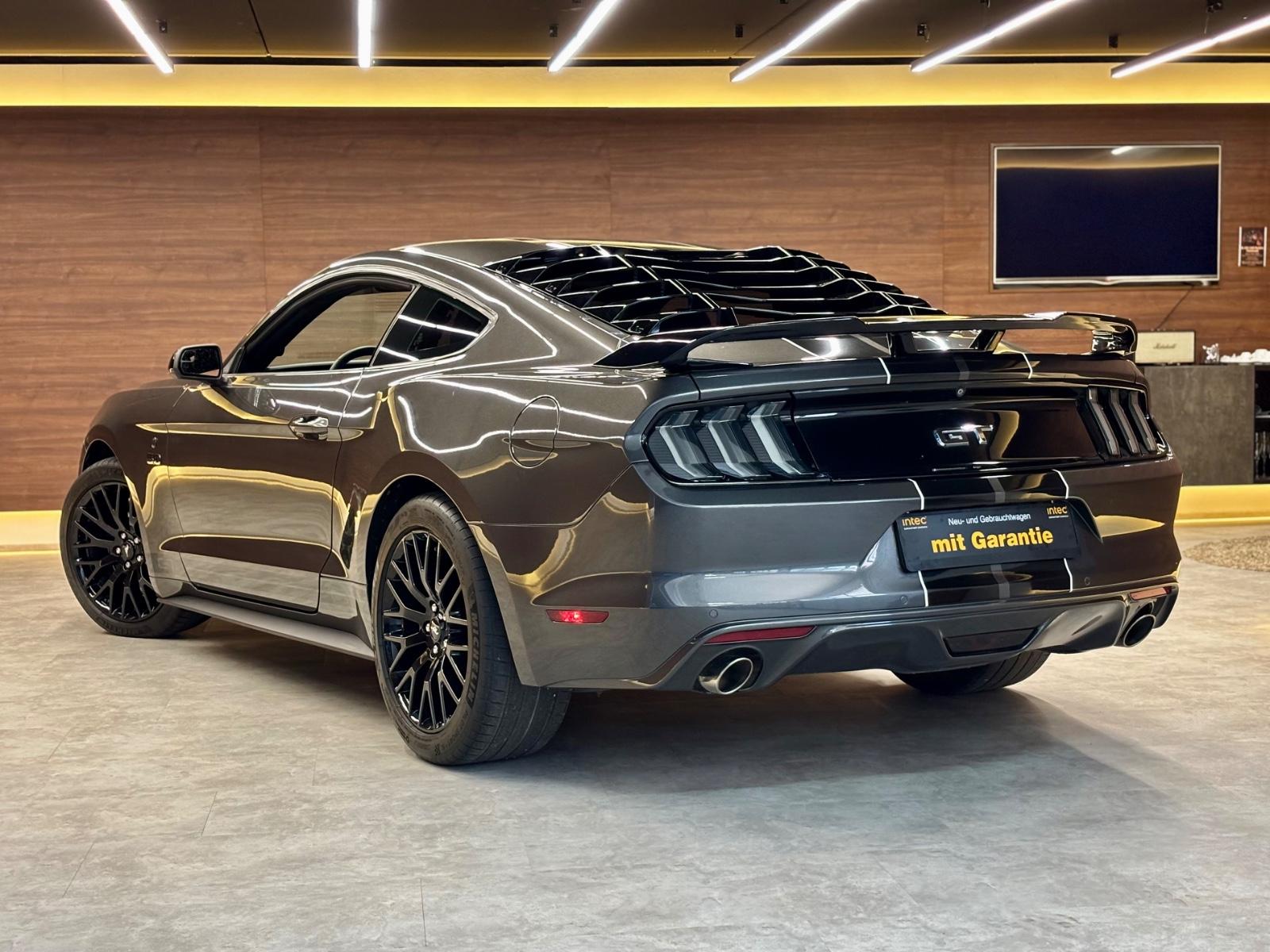 Ford Mustang 5.0 Ti-VCT V8 GT Alcantara R19 Brembo
