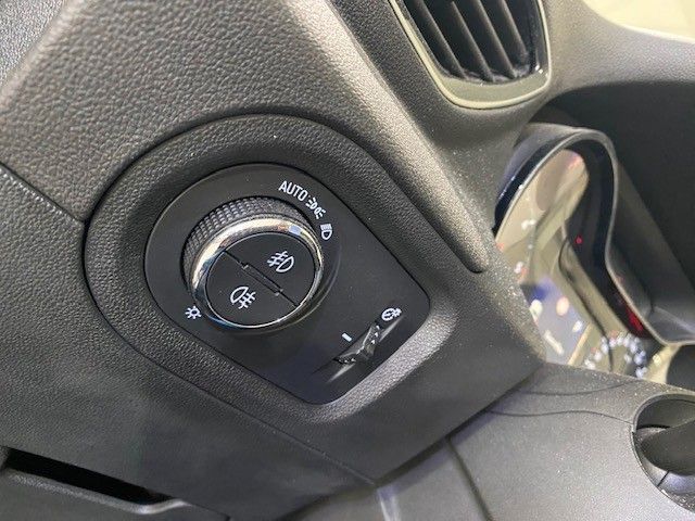 Fahrzeugabbildung Opel Grandland X 2.0D 18"ALU/NAVI/PANORAMA/KAMERA