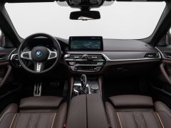 Foto Nummer 37: BMW 530e