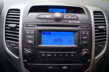 Hyundai ix20 1.4 blue Classic KLIMA-ALLWETTER-26.000km.-