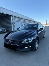 Volvo V60 D4 AWD Geartronic Linje Business Linje B... - Volvo V60: Linje Business