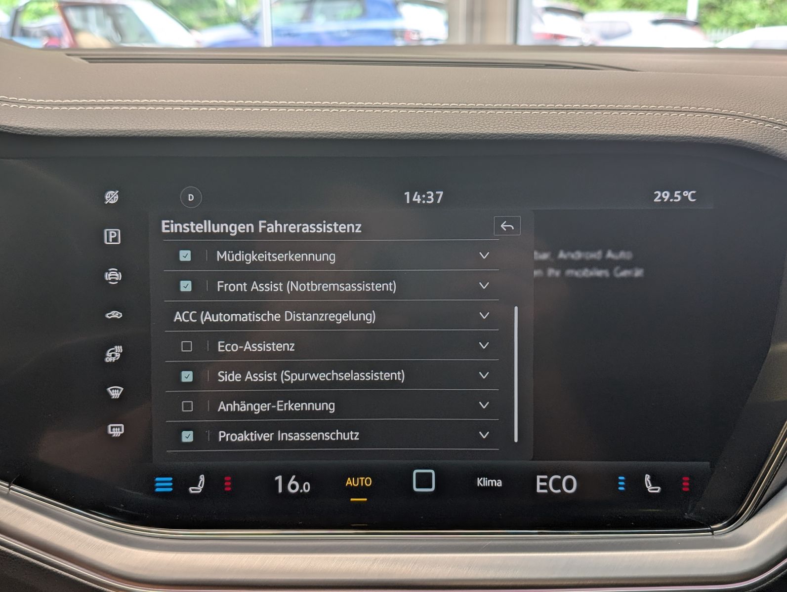 Fahrzeugabbildung Volkswagen Touareg 3.0TDI 4M R-Line VOLL Black 22" UPE 114T