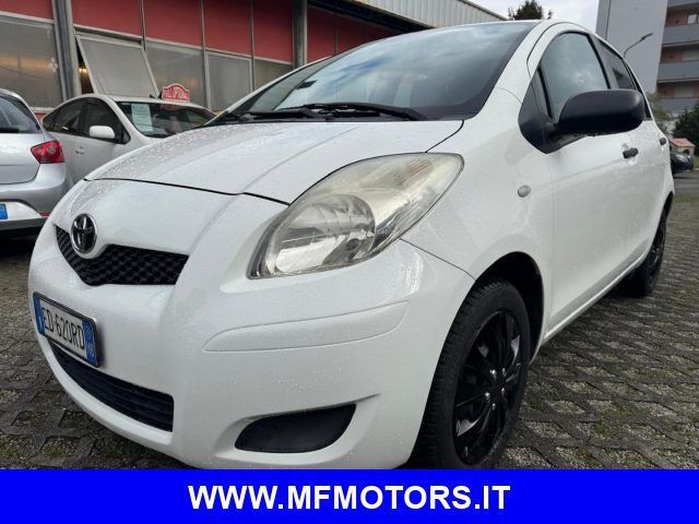 Toyota TOYOTA Yaris 1.0 5 porte Now