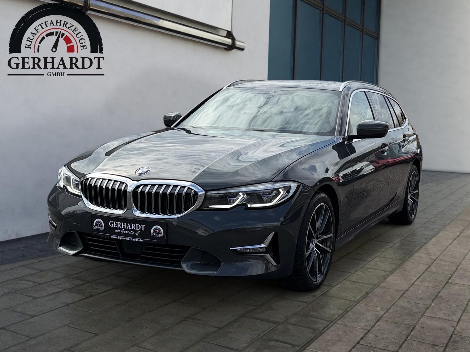 BMW 320d xDrive LuxuryLine*KEYLESS*HUD*DIGITAL*PANO*