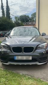 BMW X1 20i xdrive - BMW 1er Reihe mit Benzin-Antrieb: Geländewagen