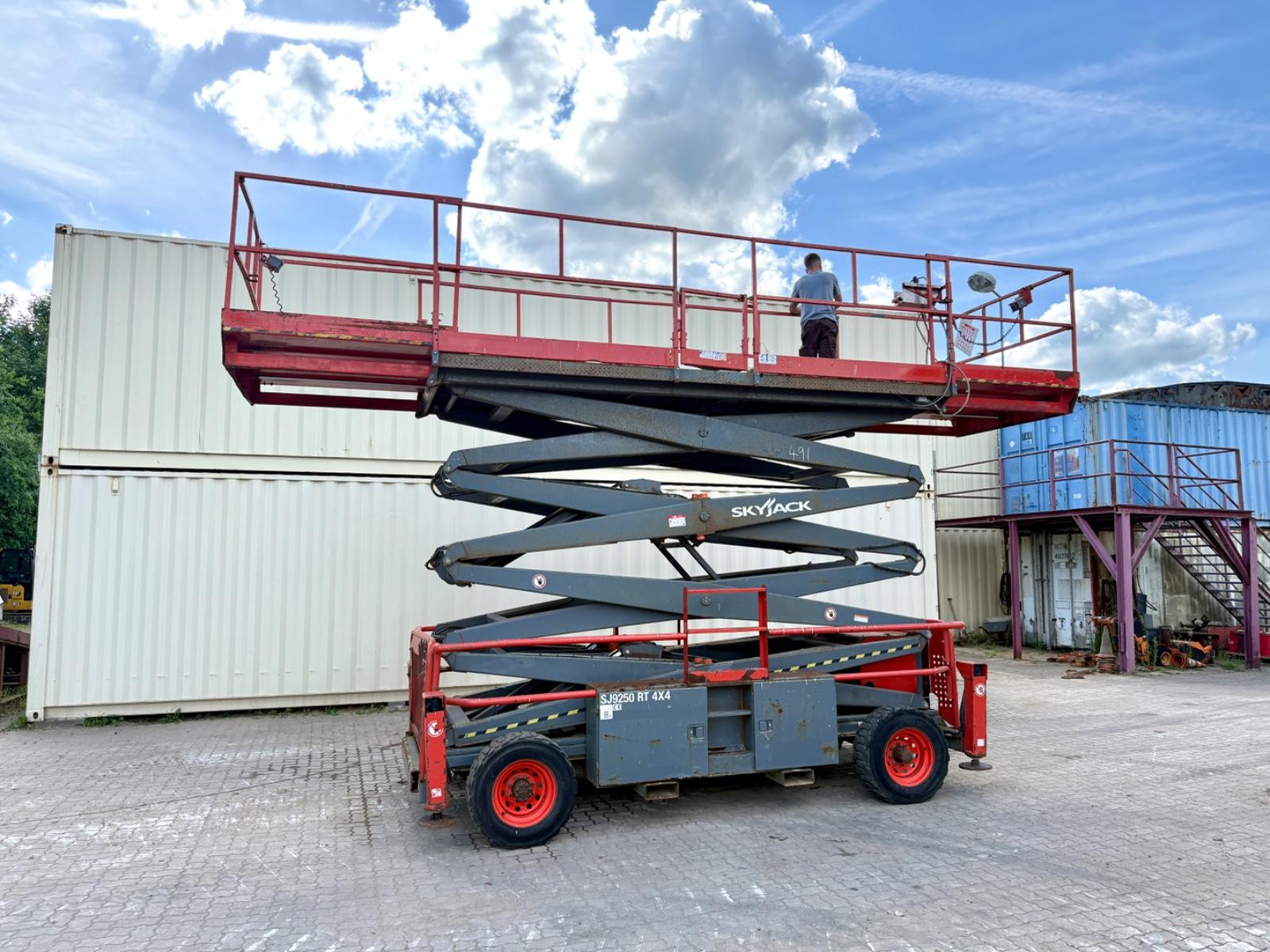 Andere Skyjack SJ9250RT 4x4 / 17.2 Meter / 2015 BJ
