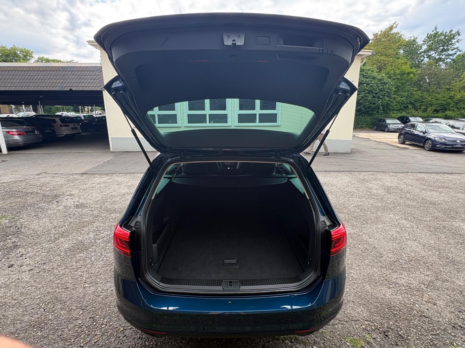 Volkswagen Passat Variant DSG Business Matrix/Kamera/Massag, миниатюра 20