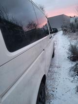 Volkswagen T6 Multivan - weiße Volkswagen T6 Multivan