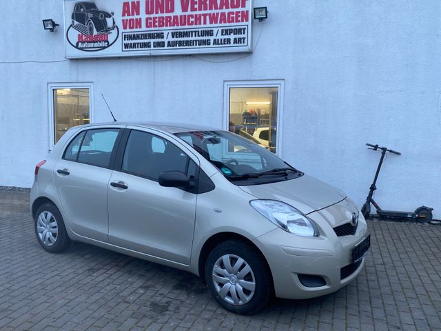 Toyota Yaris Cool 1.0 VVT-i Facelift 5/Türer Klima