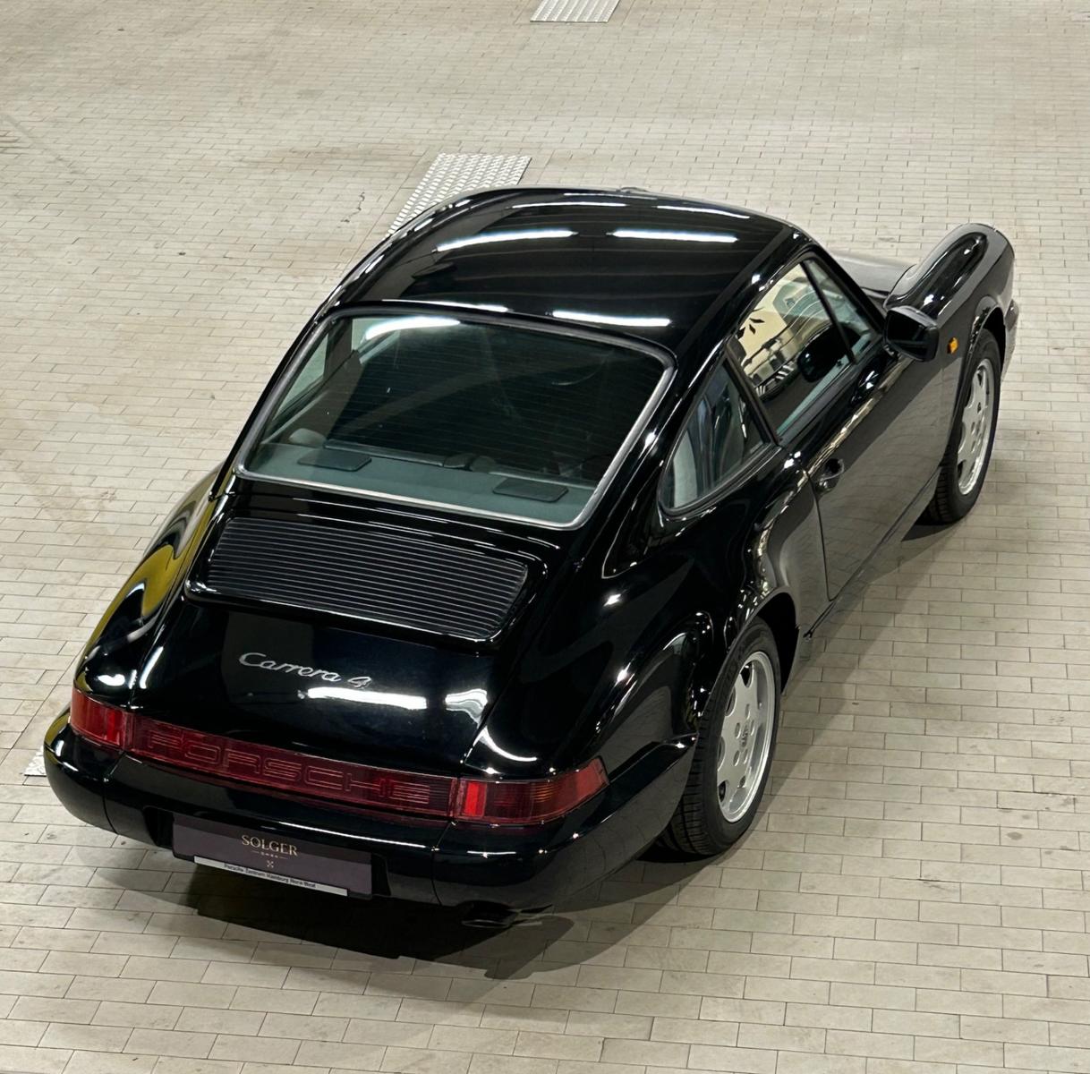 Porsche 911 Carrera 4 Motor revediert deutsches KFZ