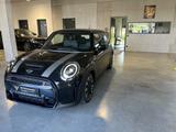 MINI Cooper S Classic Trim Autom,LED,Navi,RFK,Teilled - gebrauchte MINI Cooper S aus dem Jahr 2024
