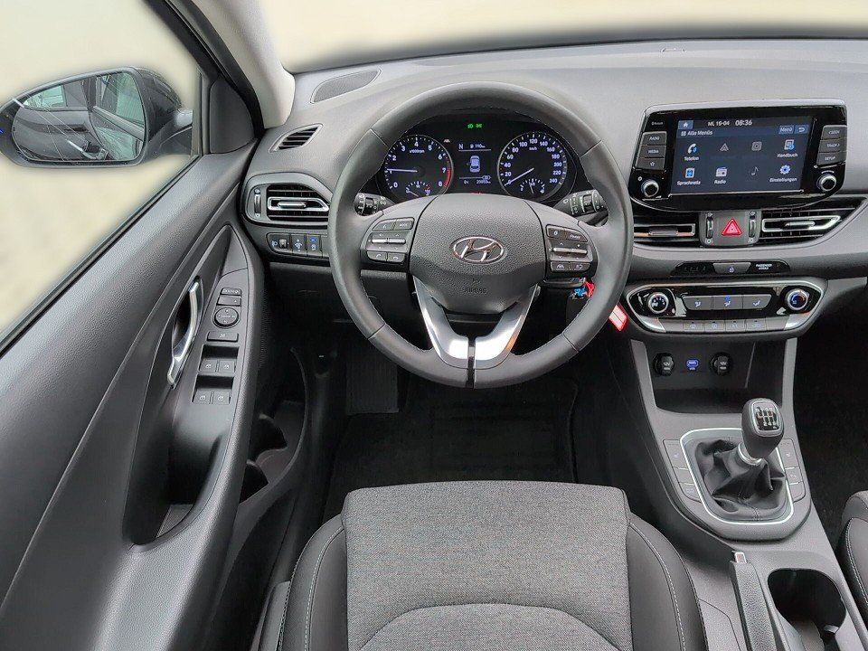 Fahrzeugabbildung Hyundai i30 1.0T 48V SELECT 1HD GARANTIE-4.28 PDC+KAMERA