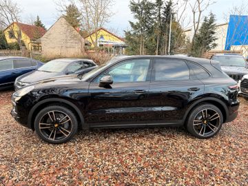 Porsche Cayenne - 6