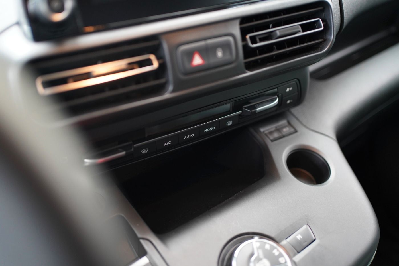 Fahrzeugabbildung Citroën Berlingo M PureTech 130 EAT8 Feel Automatik AHK