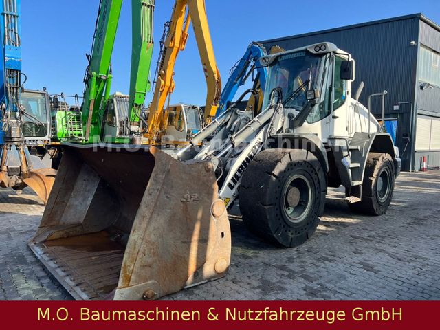 Liebherr L 538 / AC /SW / Hochkippschaufel / ZSA /