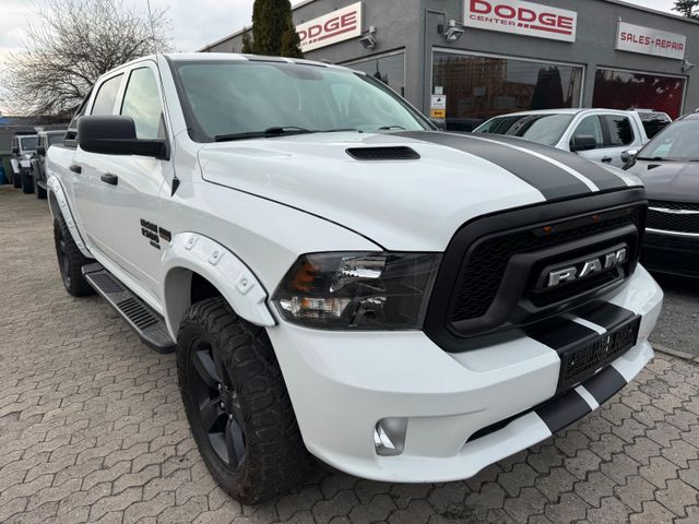 Dodge RAM 1500 5,7L CREW CAB Classic/Alcantara CARFAX