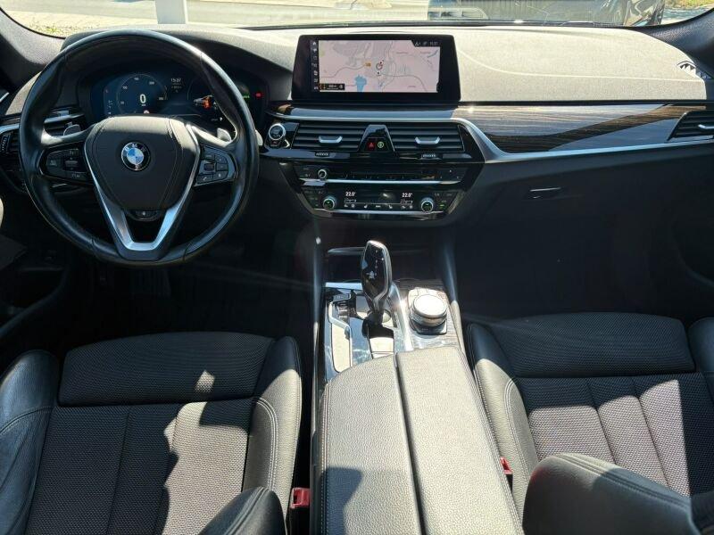 BMW 530d xDrive Touring Sport Line STANDH NAVIPROF