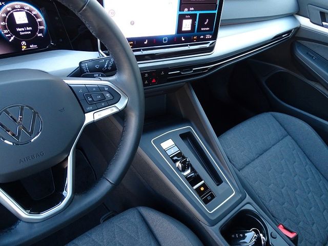 Golf 1.5 eTSI DSG Life - Navi/AHZV #Facelift
