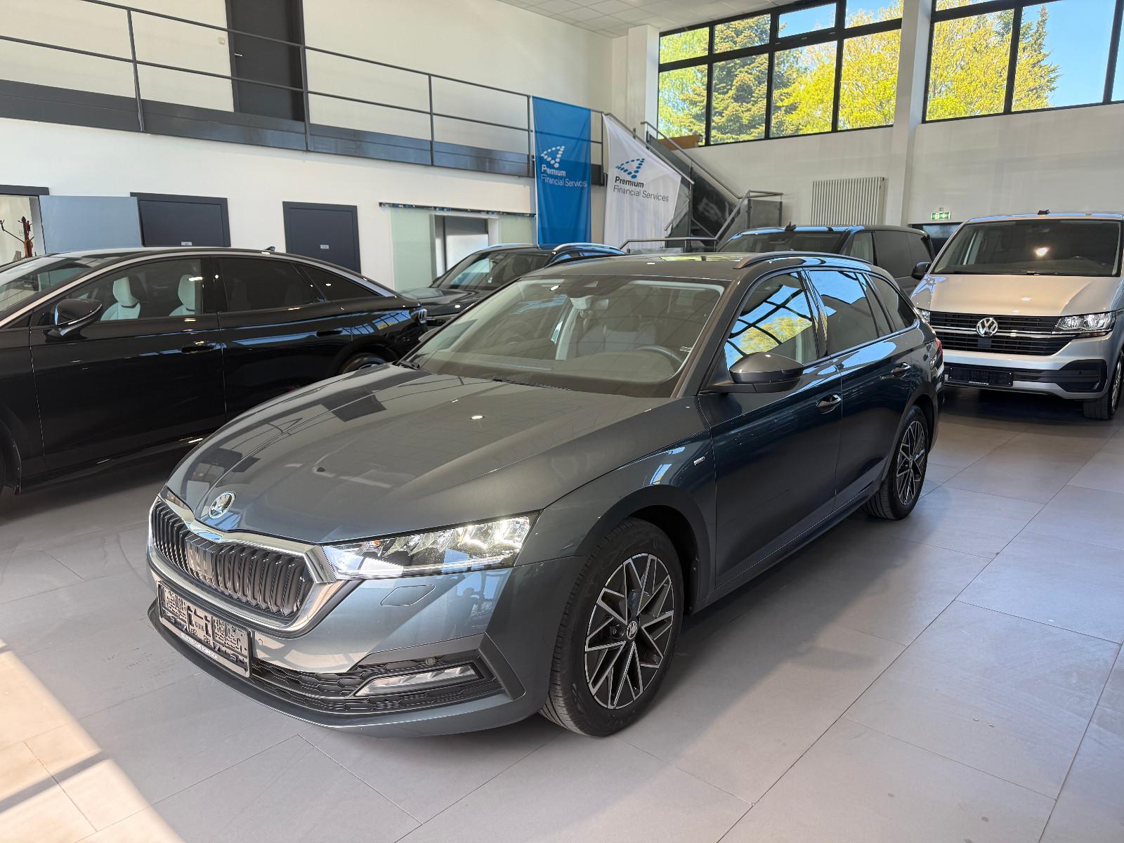 Skoda Octavia Clever 2.0 TDI DSG AID/LED/PANO/STHZ/AHK
