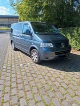 Volkswagen VW T5 Multivan Bj. 2004 - Volkswagen T5 Multivan in Bonn