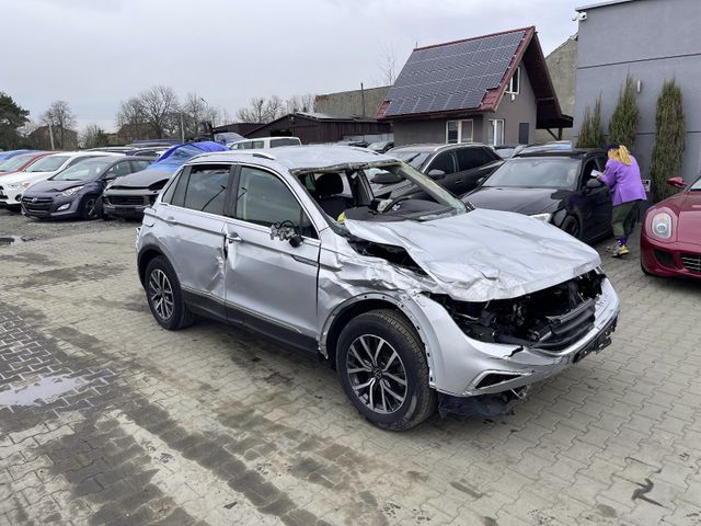 Volkswagen Tiguan 2.0 DSG