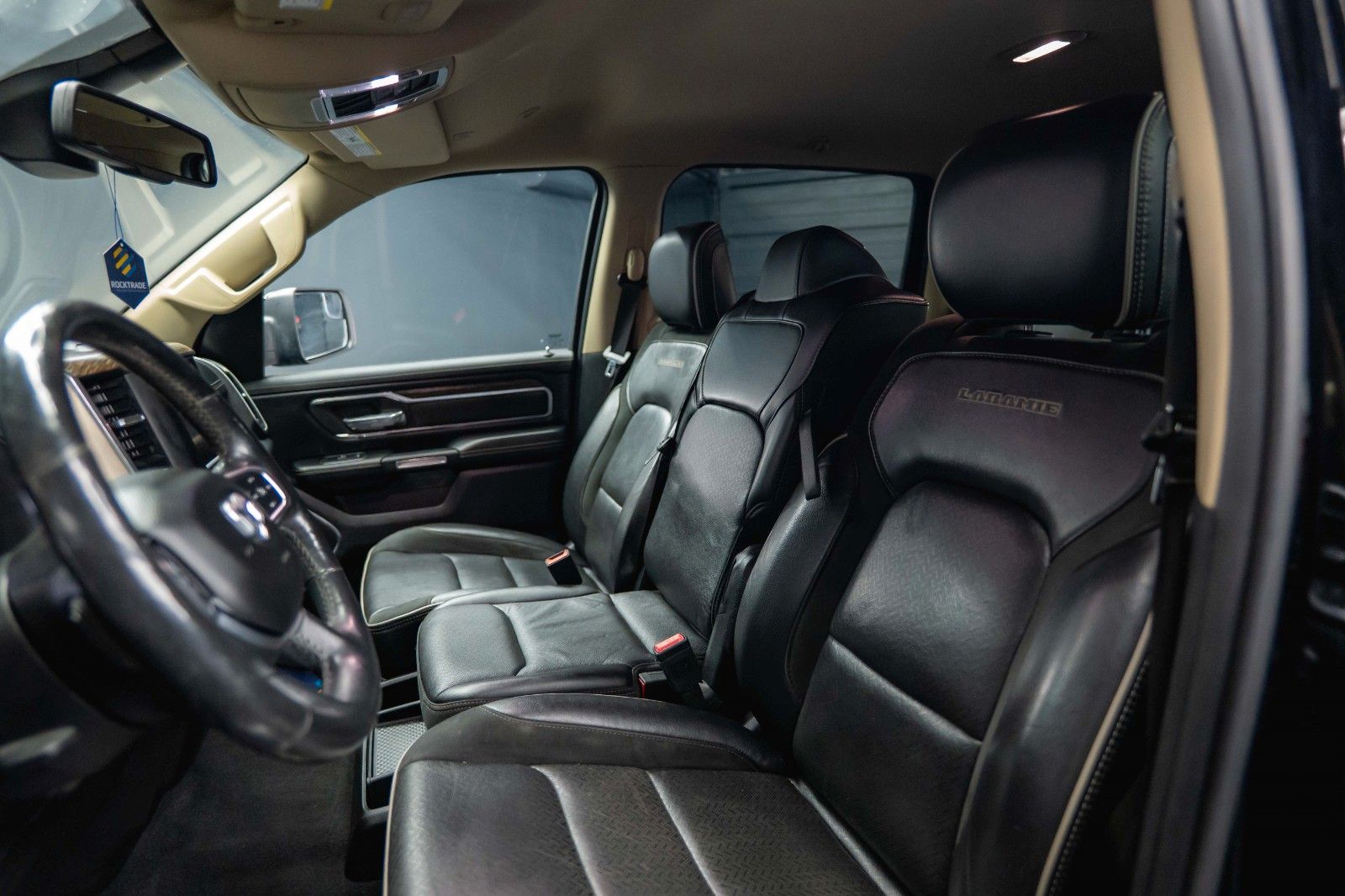 Fahrzeugabbildung Dodge RAM 5.7 V8 HEMI 4x4 LARAMIE Offroad Night LED