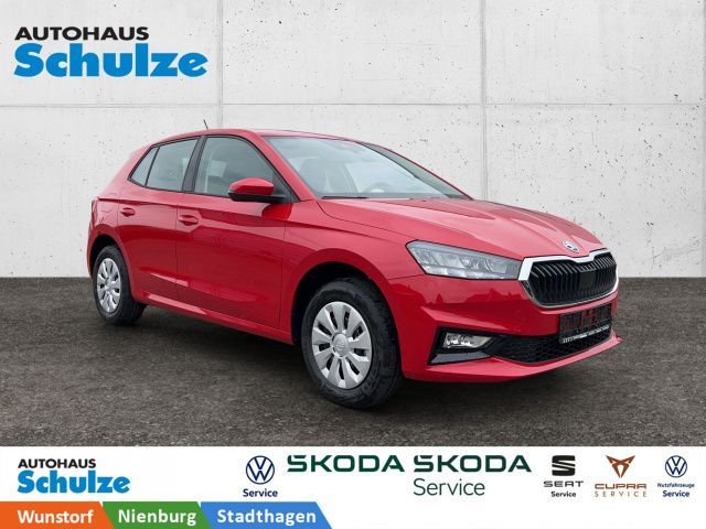 Fahrzeugabbildung Skoda Fabia 1.0 MPI Essence, Klima, LED, Bluetooth