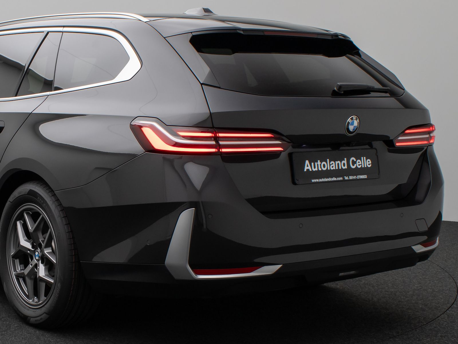 Fahrzeugabbildung BMW 520d Kamera DAB DrivingAssist Sport LED 18Zoll