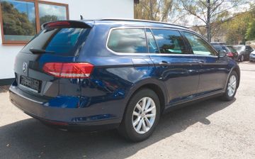Volkswagen Passat Variant - 8