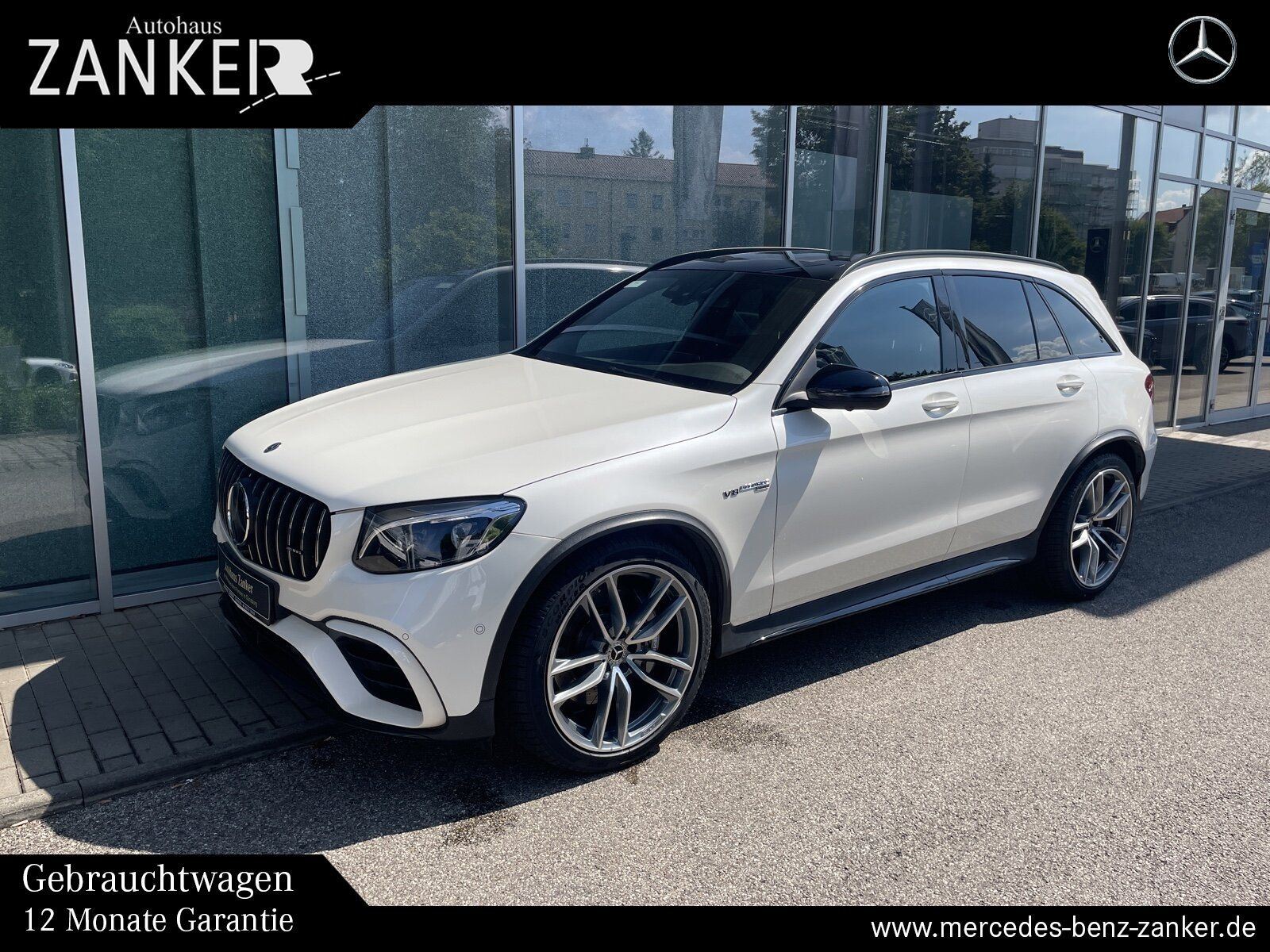 MERCEDES-BENZ Mercedes-AMG GLC 63 4M+ PANO*AHK*NIGHT*DISTRONIC
