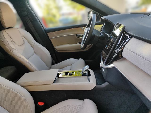 VOLVO XC 90 (Bild 20 von Array)