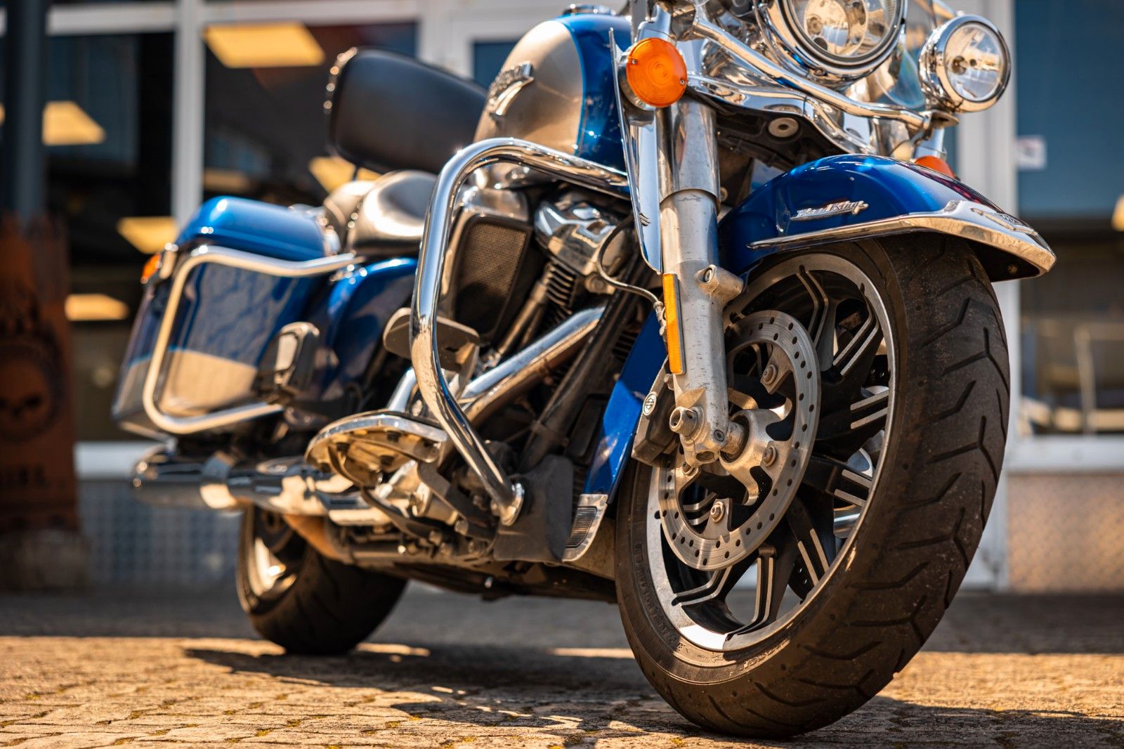 Fahrzeugabbildung Harley-Davidson FLHRC Road King Classic 107 cui -Screamin Eagle-