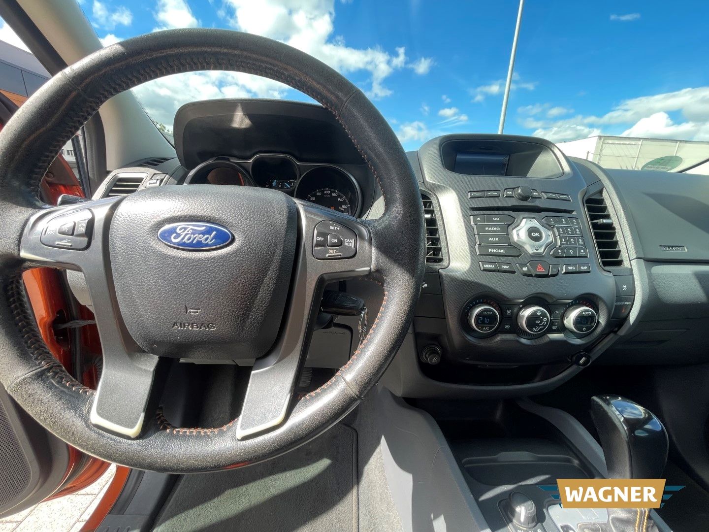 Fahrzeugabbildung Ford Ranger Wildtrak Doppelkabine 4x4 Automatik