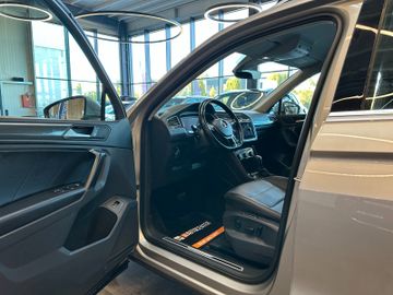 MYAUTOCENTER – Gebraucht- und Jahreswagen mit Werkstattservice in Pfaffenhofen Volkswagen Tiguan *1.HAND*MEMORY*ACC*LED*CARPLAY*3-ZONEN*