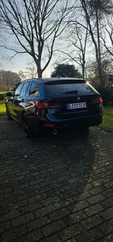 BMW 330i xDrive Touring  - BMW 330: 330i Xdrive