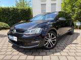 Volkswagen Golf VII Lim. Edition BMT/Kamera/Alcantara/ - Volkswagen Golf: Schwarz, Edition