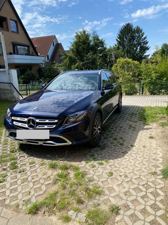 Image of Mercedes-Benz E 400