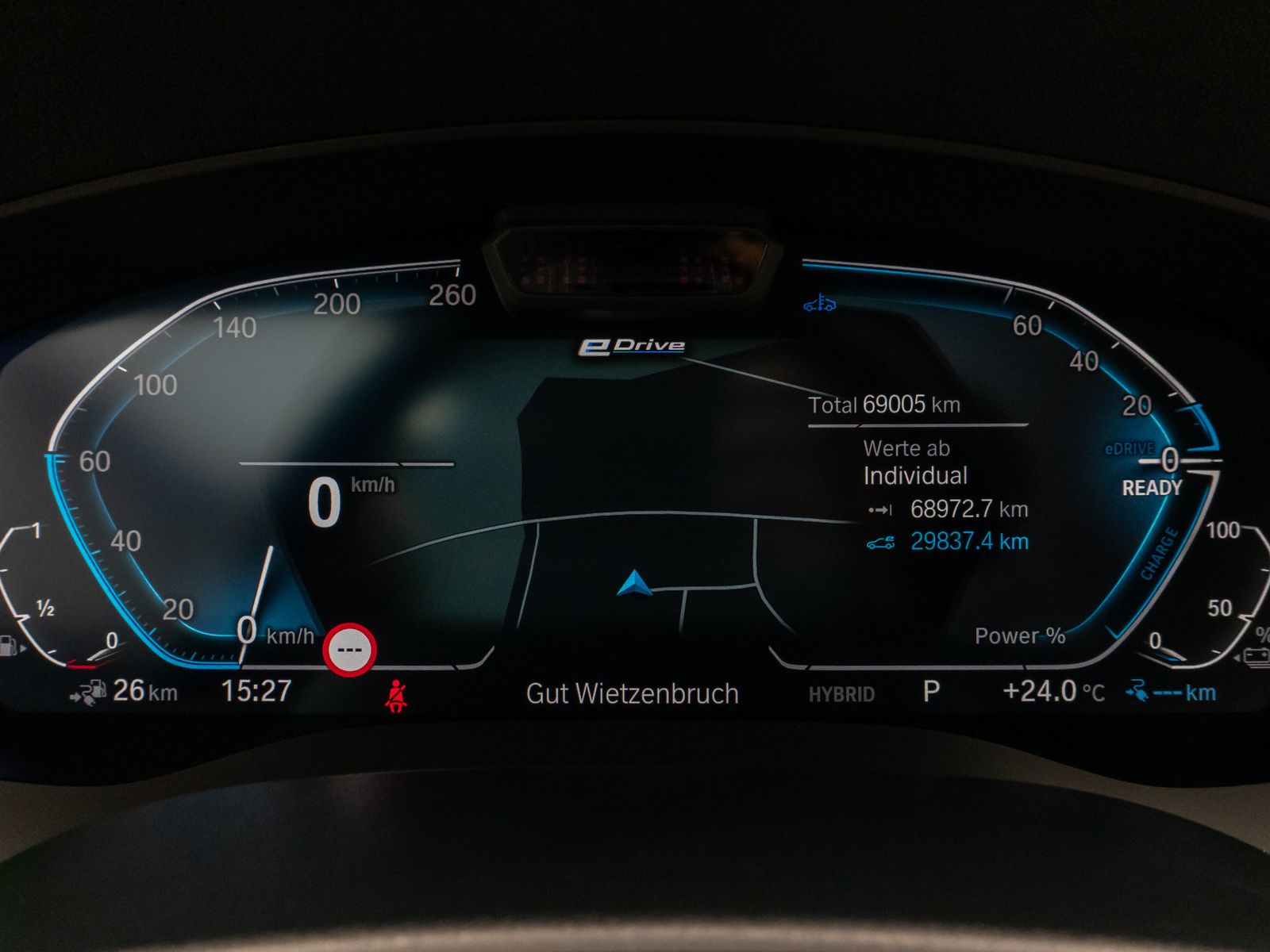 Fahrzeugabbildung BMW 530e Laser 360° HUD DAB H/K Komfort Alarm Sport