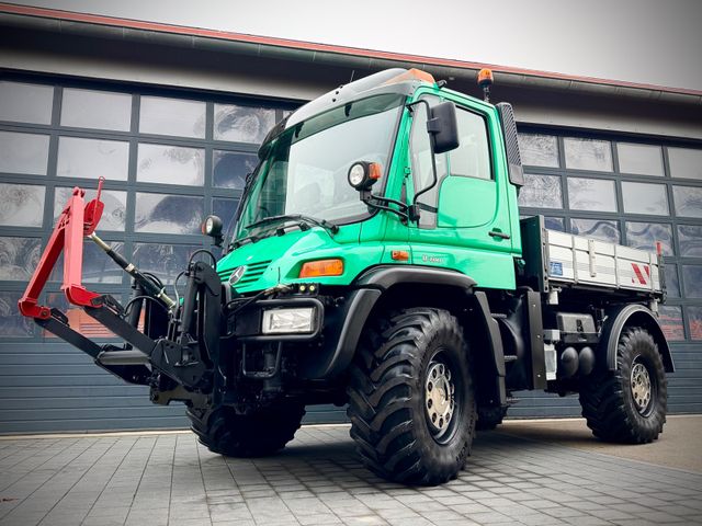 Unimog U 400 Agrar Werner Heckzapfwelle