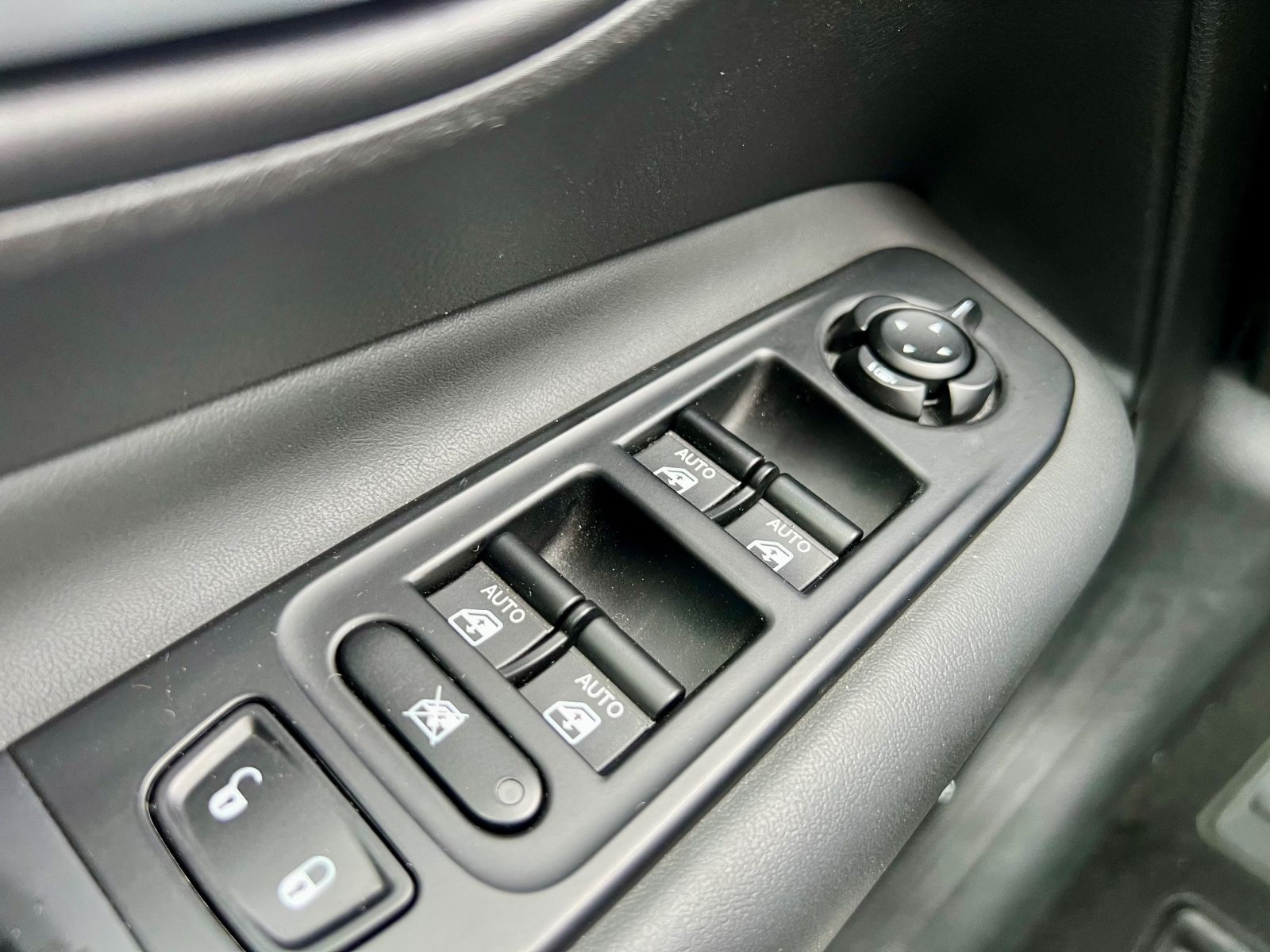 JEEP Renegade Night Eagle AAC DAB GZJR NSW CARPLAY