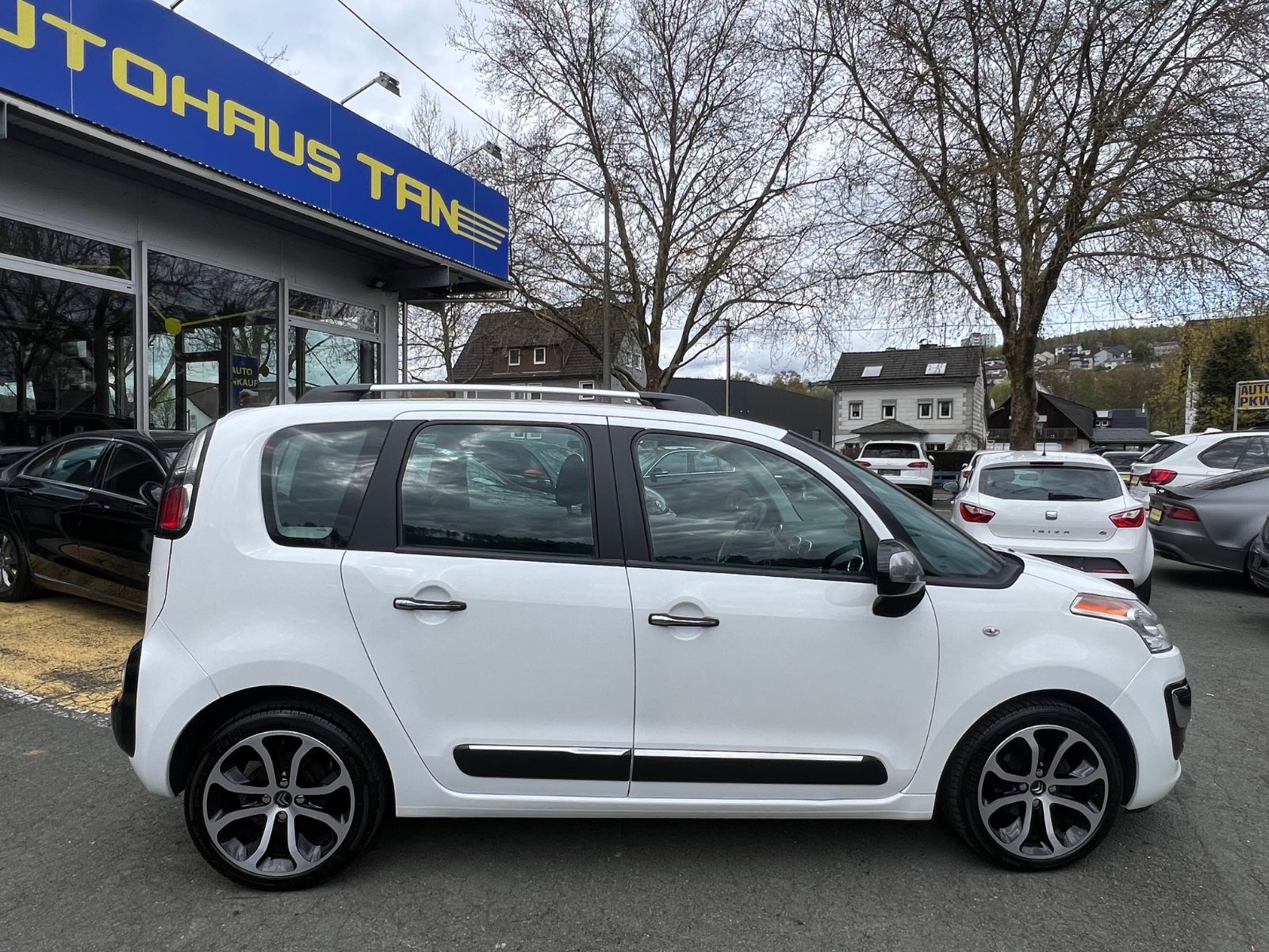 Fahrzeugabbildung Citroën C3 Picasso Selection * AUTOMATIK *SCHECKHEFT*