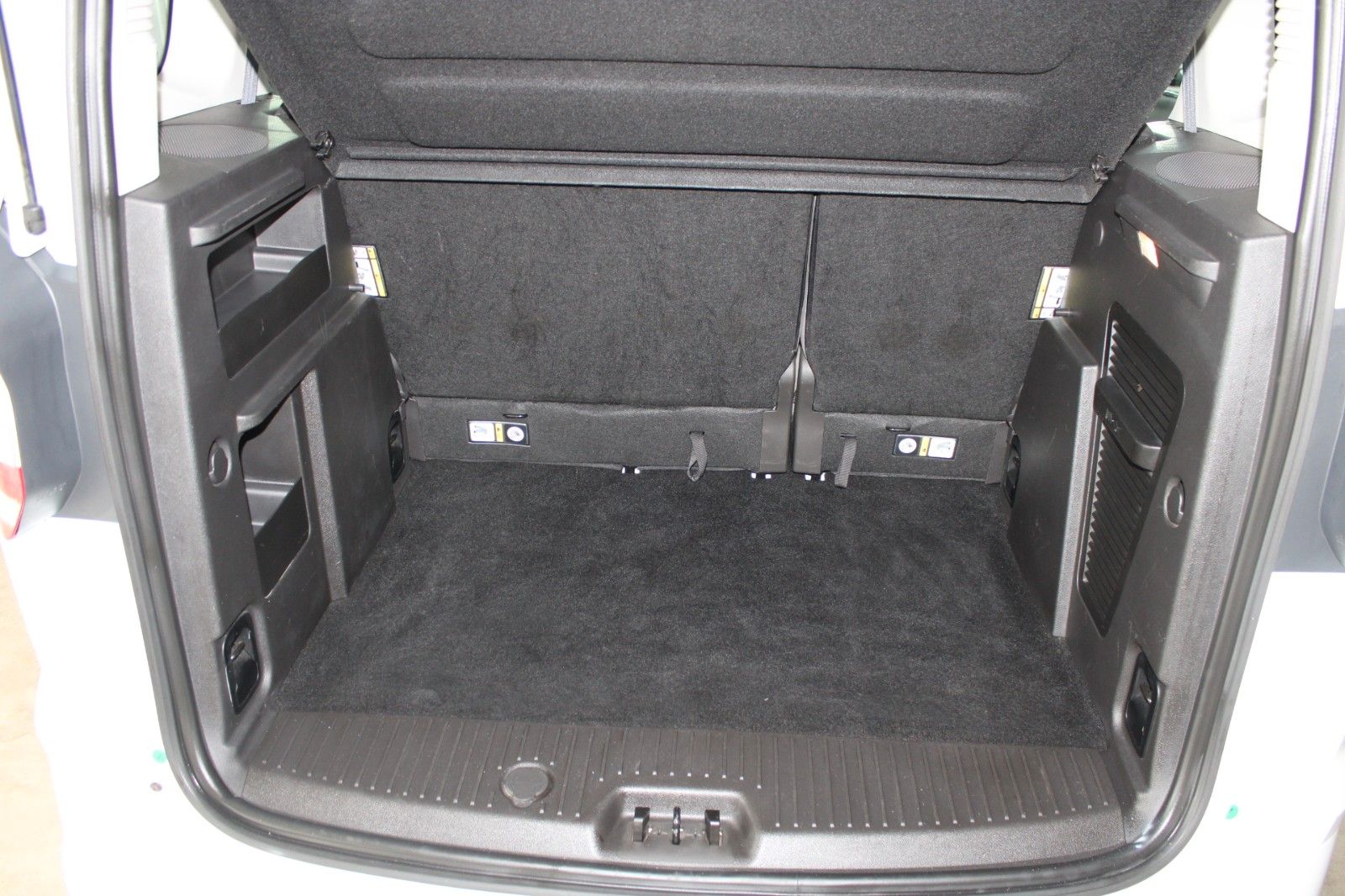 Fahrzeugabbildung Ford Tourneo Courier 1.5 TDCi Trend AHK KLIMA WinterP