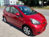 Toyota Aygo AYGO CoolRed.Klima deutsches Fzg.Tüv.07/26. - Toyota Gebrauchtwagen in Regensburg