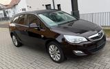 Opel Astra J 1.4 Turbo Sports Tourer 150 Jahre Opel - Opel Astra mit Benzin-Antrieb: Jahre 150