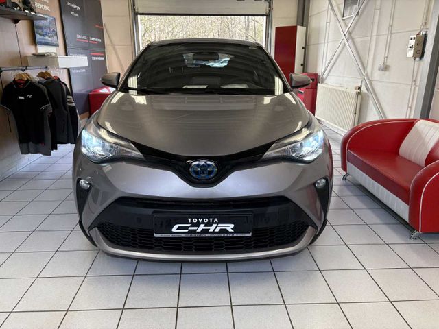 Toyota C-HR Hybrid Style Selection