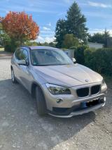 BMW X1 sDrive18i  Automatik / wenig km - BMW X1: Beige