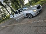 Mercedes-Benz Zu verkaufen - Mercedes-Benz 320 aus 2004