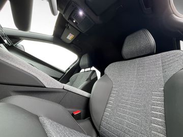 Peugeot 3008 Allure Hybrid 145 360° AHK SHZ LED NAVI